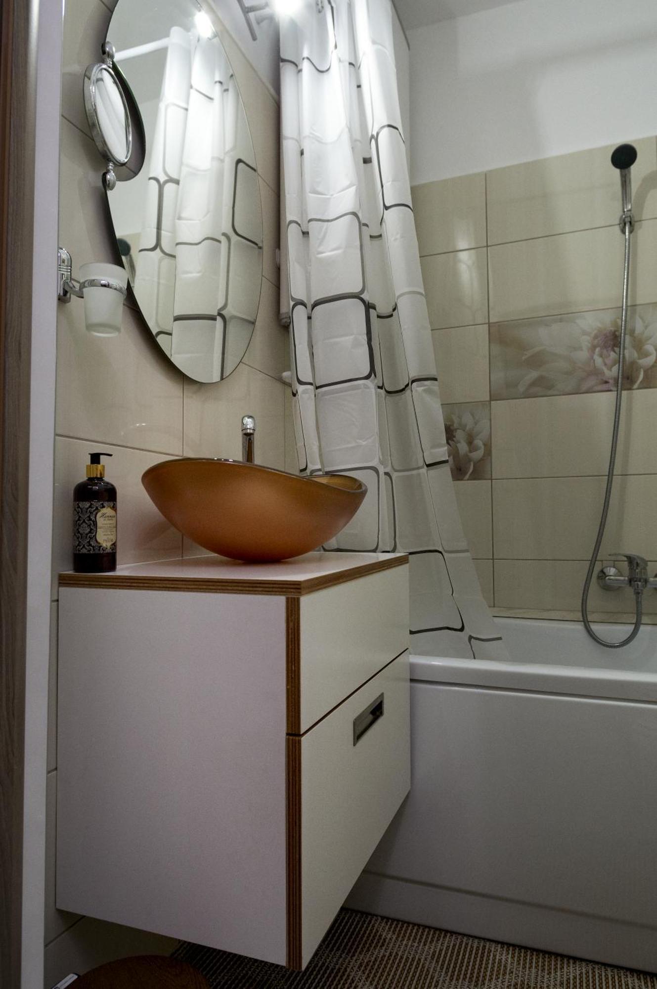 Casa Rusu -Victoria-Self Check In-24H Apartment Resita Luaran gambar